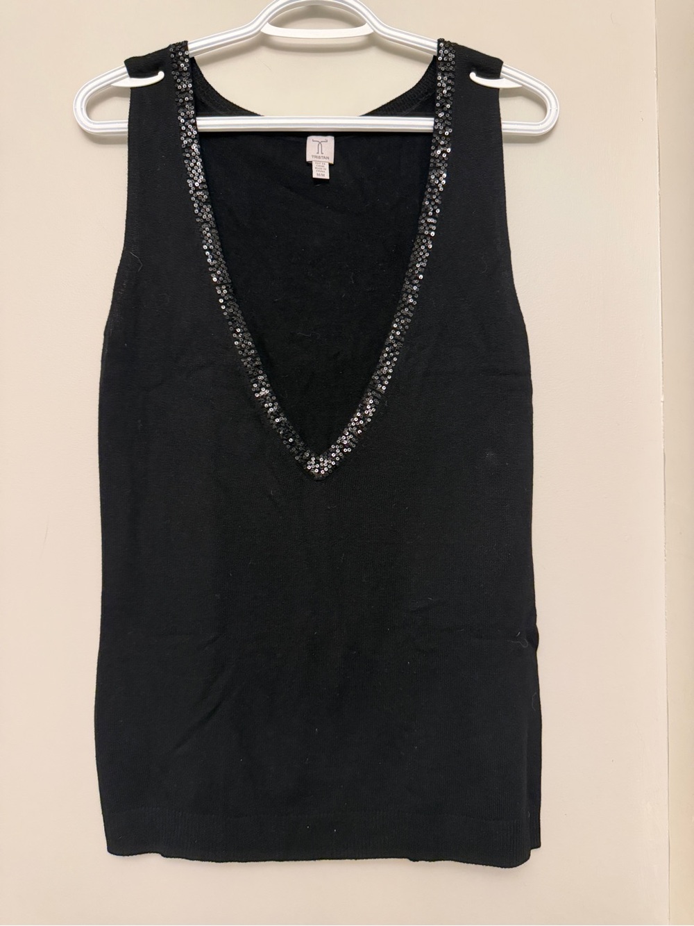 Tristan Black V-neck wool pullover